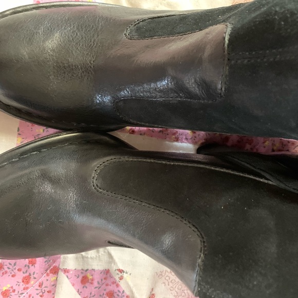 Boots - Picture 11 of 11